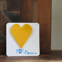 Coeur jaune de la marque Pop a Porter chez Chromosome A